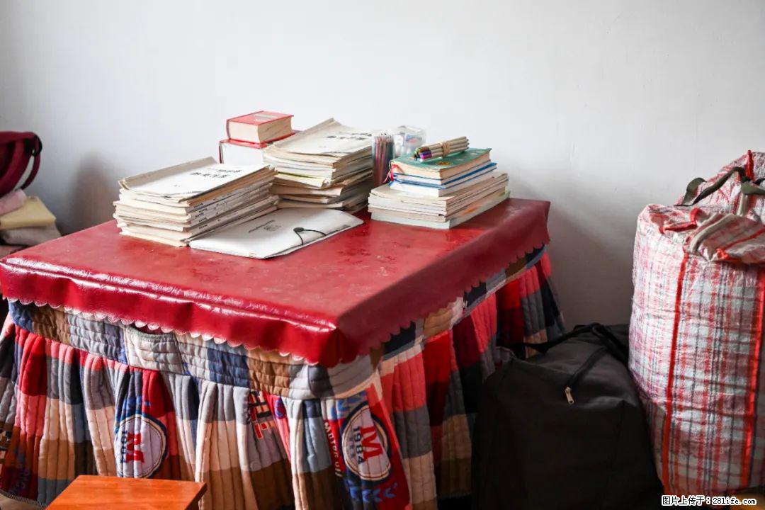 全网追的“扁担女孩”,找了一份暑假工,时薪12元 - 唐山生活资讯 - 唐山28生活网 ts.28life.com